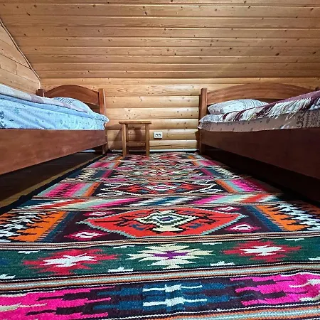 Guest house Pid Yasenem Verkhovyna